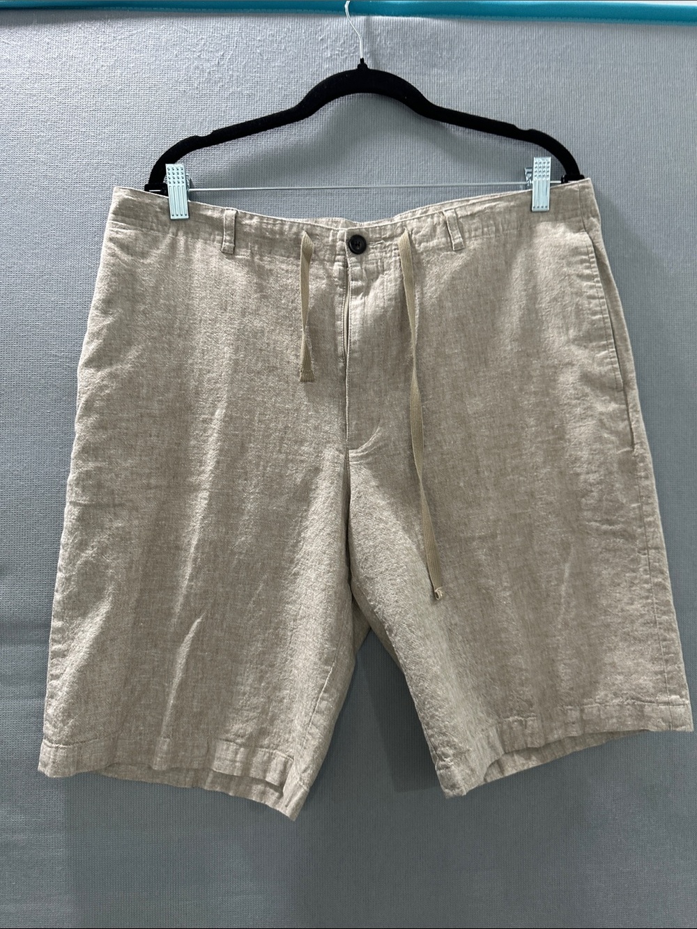 Perry Ellis Light Tan Flat-Front Linen Blend Shorts